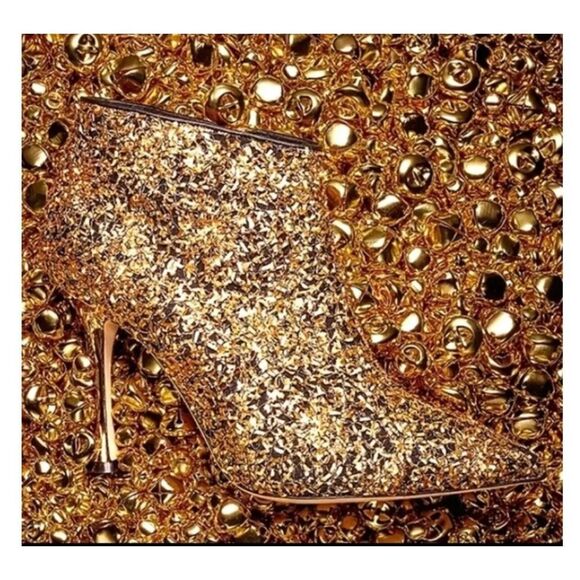 Manolo Blahnik Stiletto Ankle Bootie 39 Pointed Toe Glam Designer Gold Pluta - Picture 3 of 15